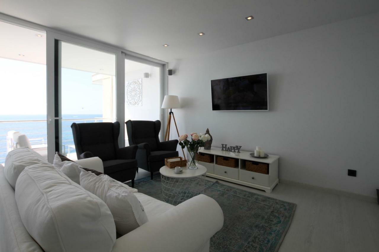 Front Line Moraira